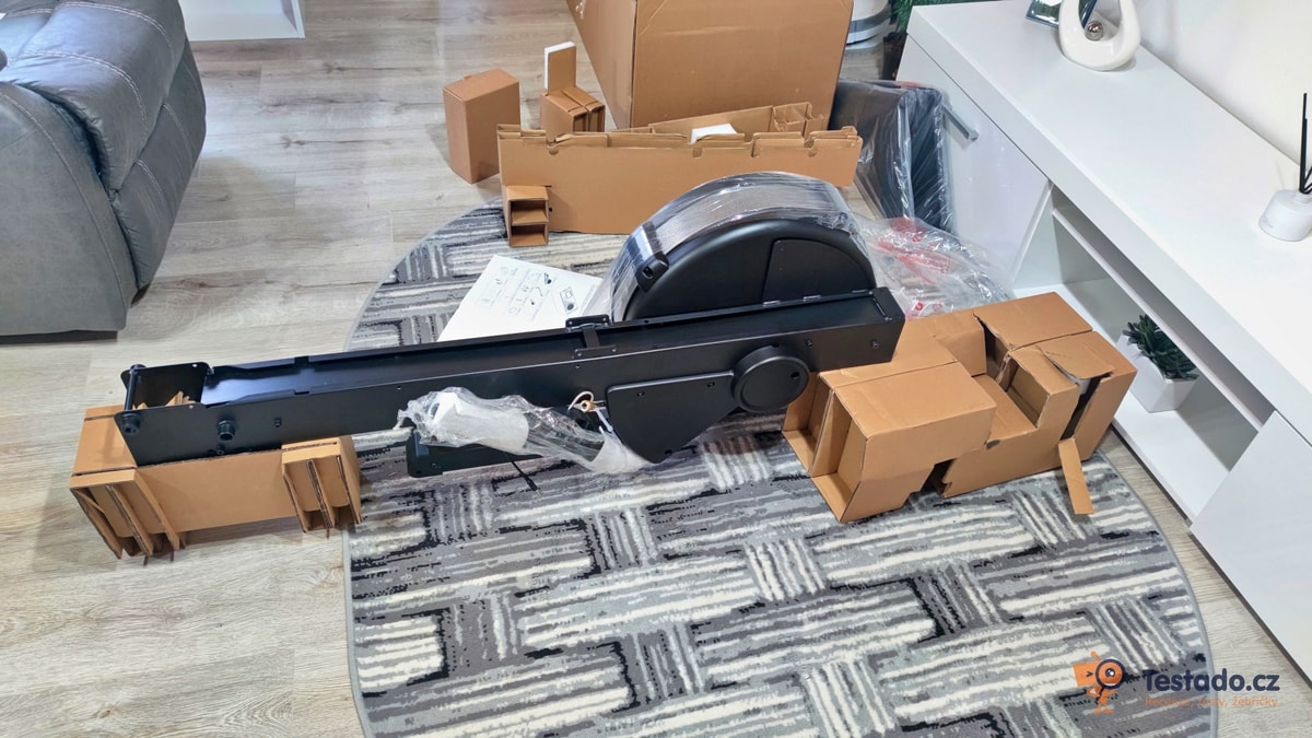 postup sestavení veslovací trenažér RowAir, recenze